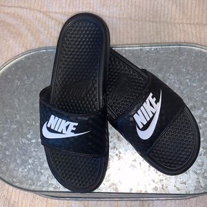 NIKE slides